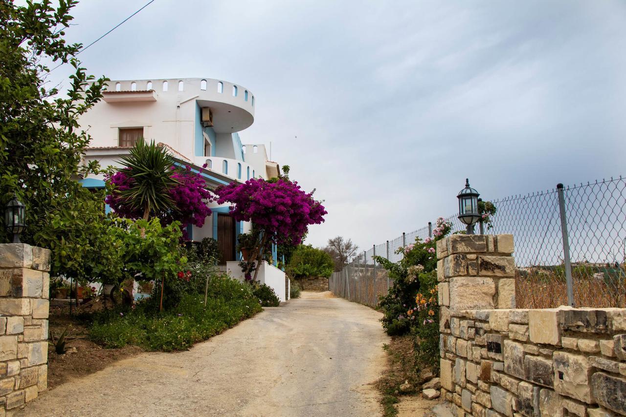Ξενώνας Τζούντι Πιτσίδια Εξωτερικό φωτογραφία